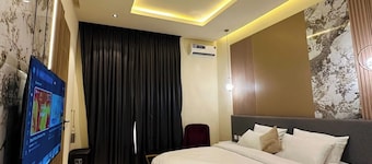 IMPERIAL HERITAGE HOTEL