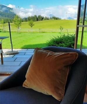 Terrace/patio - "Kaiserwinkl" in the Chalet KAISER (Reit im Winkl)