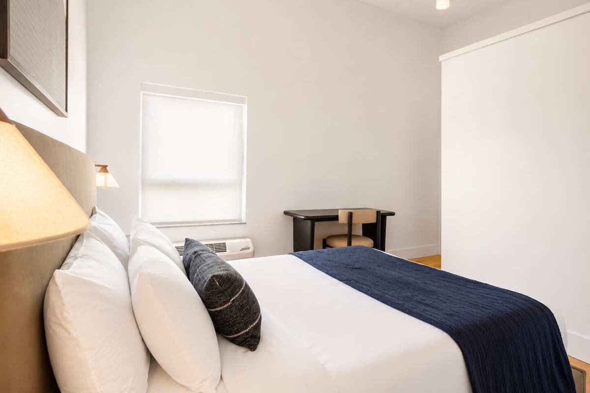 Desk, laptop workspace, iron/ironing board, free WiFi
