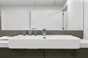 Bathroom - Elevated 1-Bed Retreat Near Crown (Southbank)