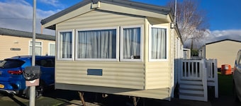 Towyn Oakfields G77