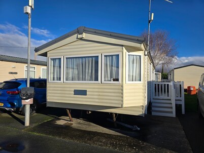 Towyn Oakfields G77