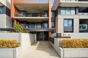 Exterior - Stylish 1-Bed Retreat in Braddon (Braddon)