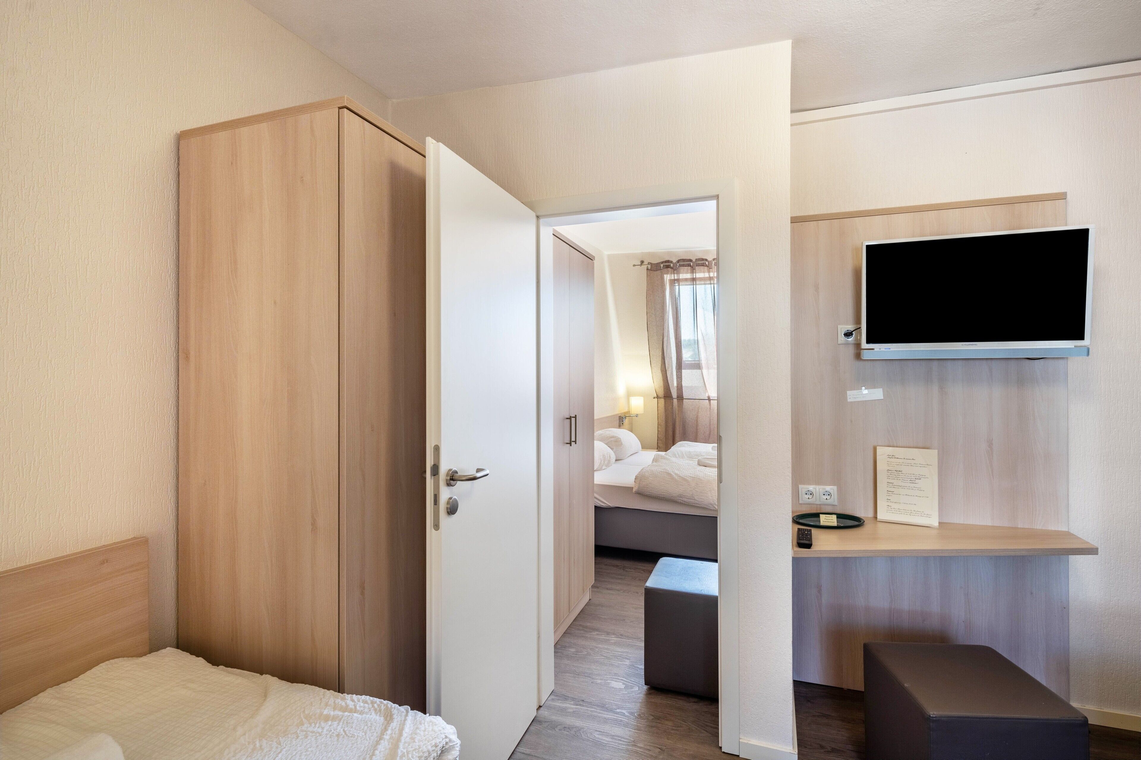 1 bedroom, WiFi, bed sheets