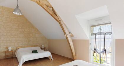 Holiday Home "Gîte Chez Le Vigneron" with Private Terrace, Wi-Fi, and Air Conditioning