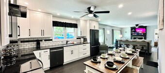 BRAND NEW! 10 Min To Hershey w/ Firepit & Gameroom