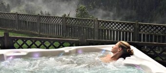 Hikers Paradise with Wellness Area