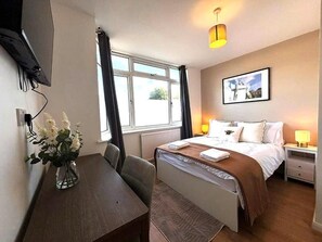 Blackout curtains, free WiFi - Oxford Dreams Studios and Apartments (Oxford)
