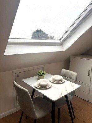 Studio, Patio, City View | Dining - Oxford Dreams Studios and Apartments (Oxford)