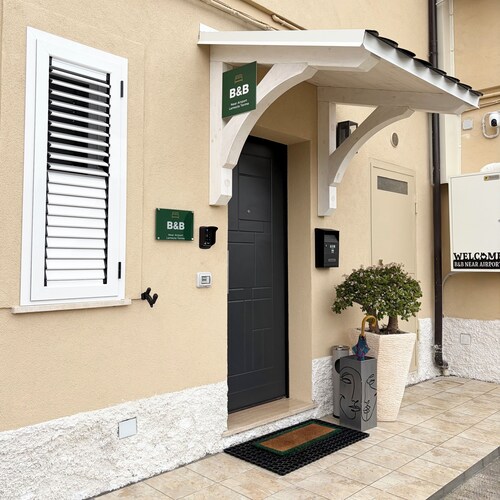 NEAR AIRPORT APARTMENT 