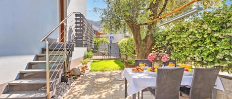 Standard Apartment, 2 Bedrooms, Balcony (Toniol Apartment) | Outdoor dining