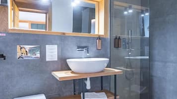 Bathroom | Shower, free toiletries, hair dryer, slippers