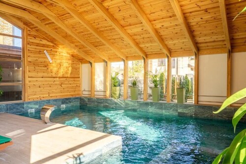 Forest Green & SPA