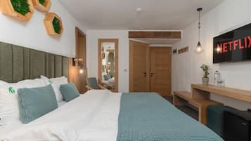 Standard-Doppelzimmer, Balkon, Bergblick