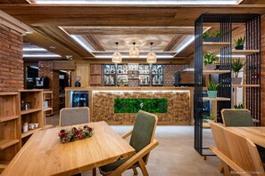 Dining - Forest Green & SPA (Gura Humorului)