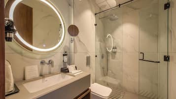 Shower, free toiletries, slippers, towels