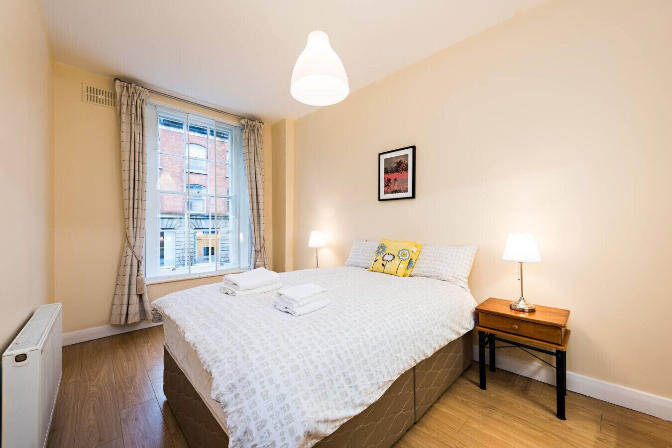 Iron/ironing board, travel cot, WiFi, bed sheets