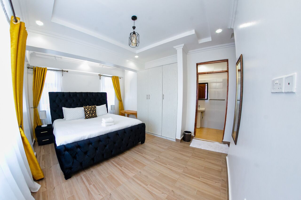 Superior Penthouse | Iron/ironing board, free WiFi