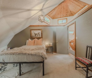 2 habitaciones, decoración personalizada y muebles diferentes 