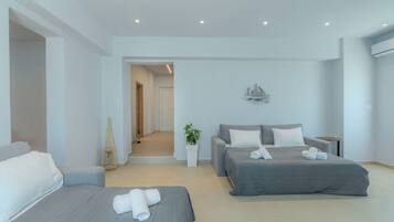 House, Sea View | Living area | 65-inch Smart TV with digital channels
