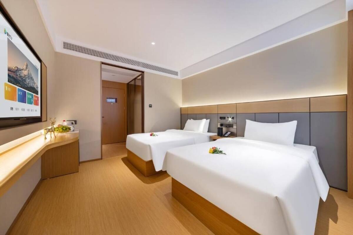 Comfort Twin Room | Blackout drapes, soundproofing, iron/ironing board, free WiFi