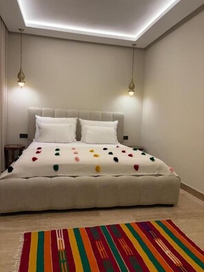 Blackout drapes, soundproofing, iron/ironing board, free WiFi - Riad Villa Alain (Nouaceur)
