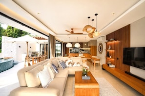 AQUAMARINE Zen Hillside Oceanview | Area keluarga