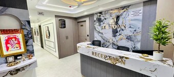 Hotel Lee Town
