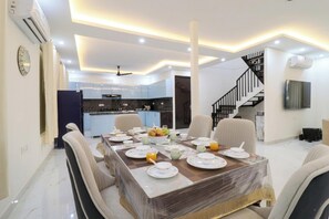 Villa | Dining - 4 Bedroom Farmhouse With Private Pool (Nodia)