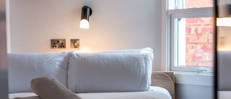 Fer et planche à repasser, Wi-Fi gratuit, draps fournis