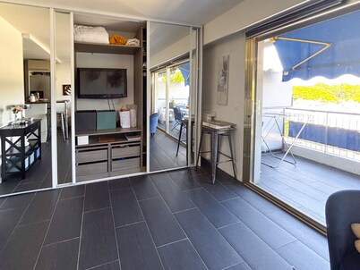 Cosy studio + terrace near beaches & Cannes