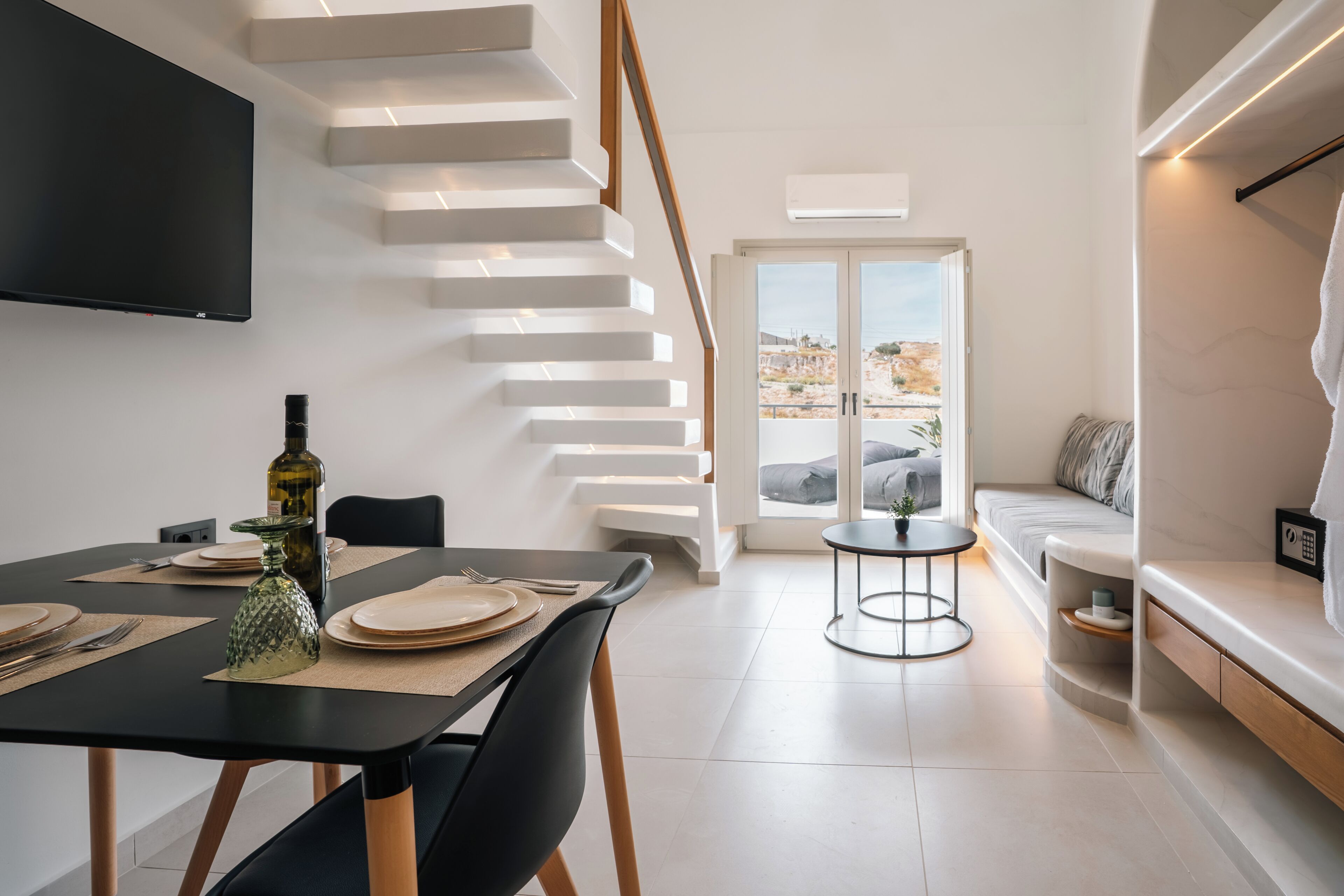 Romantic Villa | Living area