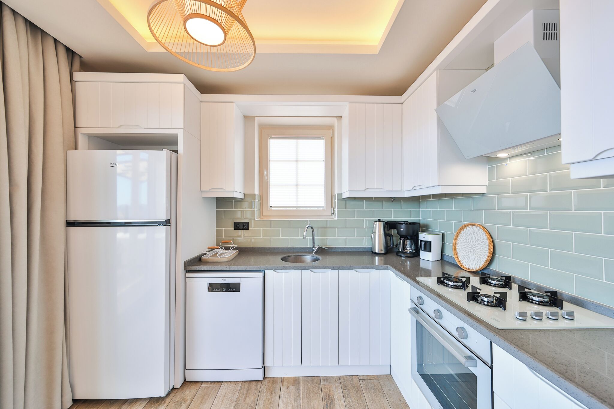 Classic-Apartment, 2 Schlafzimmer, Nichtraucher, eingeschränkter Meerblick | Eigene Küche | Großer Kühlschrank, Geschirrspüler, Hochstuhl