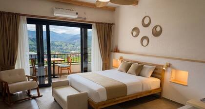 Jakuzili Deluxe Suite • Vadi Manzaralı • Ardeşen