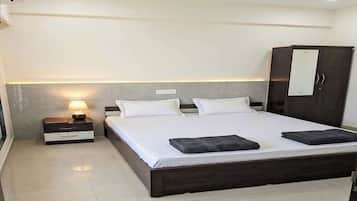 Deluxe Room, City View | Free WiFi