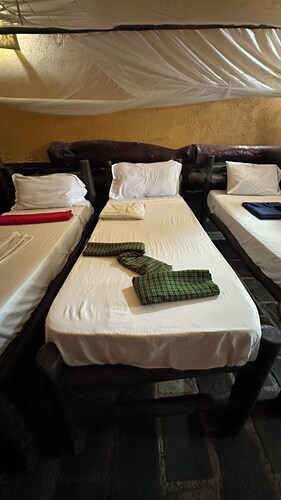 Sunbright Lodge & Campsite