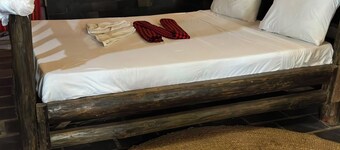 Sunbright Lodge & Campsite