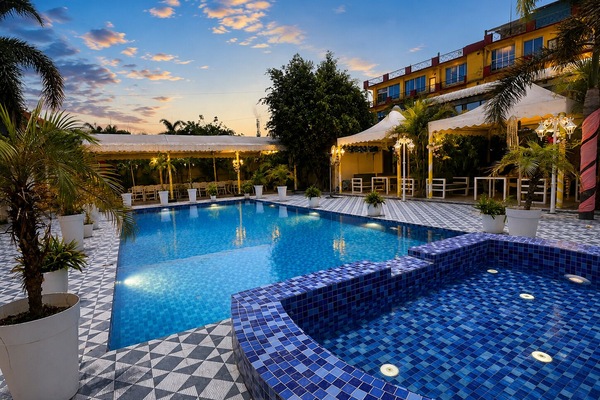 Outdoor pool