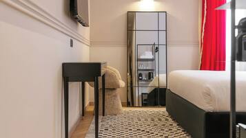 Deluxe Double Room | In-room safe, desk, laptop workspace, blackout drapes