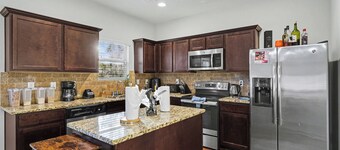 Peaceful&Spacious Retreat for the Whole Family