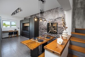 Dining - Timberline Villa (Koskinou)