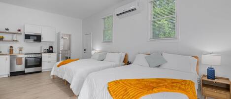 Iron/ironing board, travel crib, WiFi, bed sheets