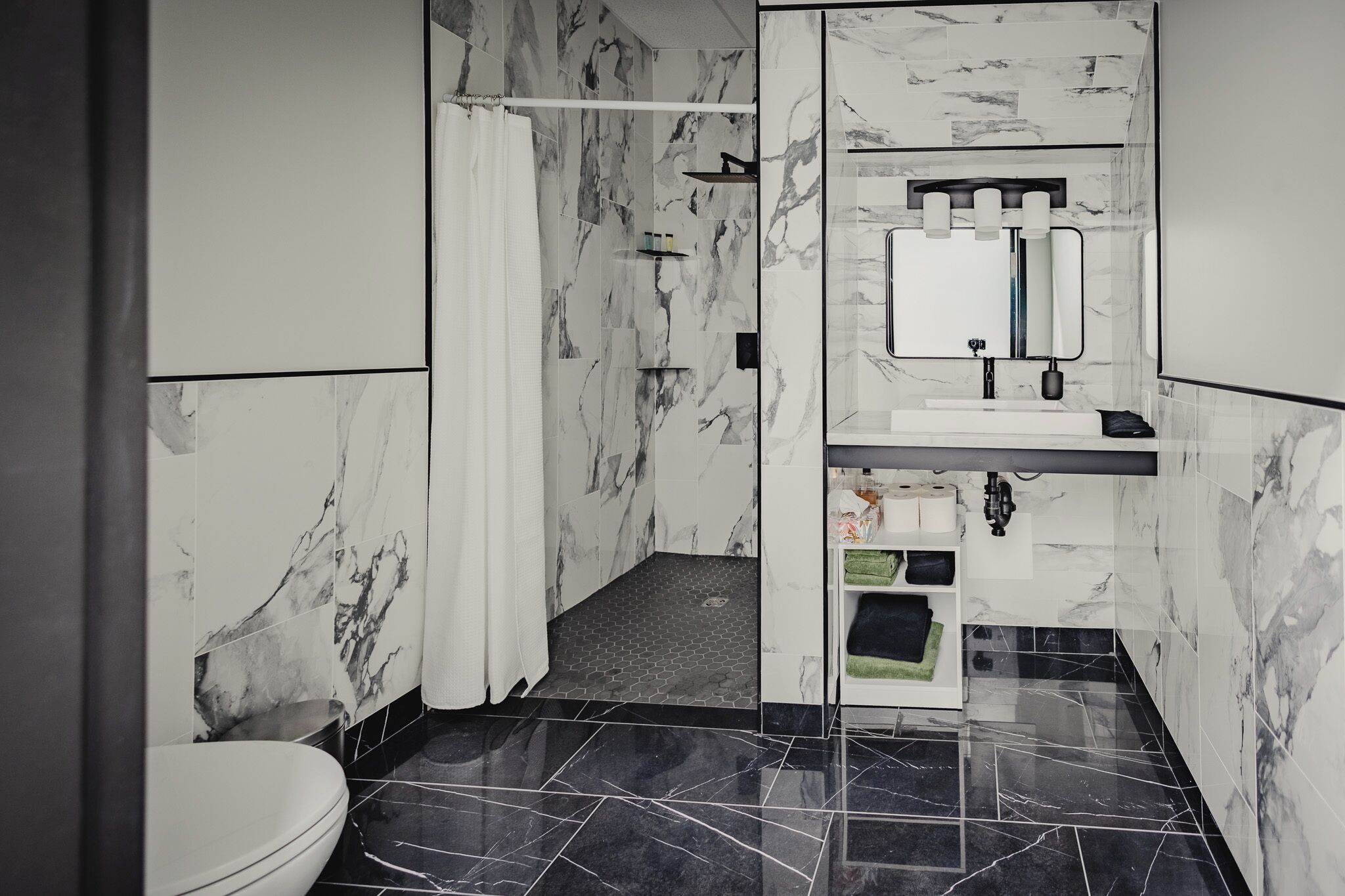 Executive Suite, Ocean View | Bathroom | Shower, hair dryer, towels, soap