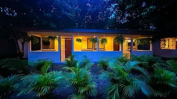 Villa | Exterior