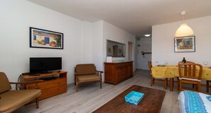 Fernseher