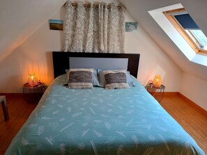 Room - Vrbo Property (Scrignac)