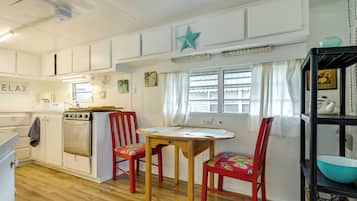 House (1 Bedroom) | Interior