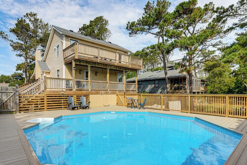 Pool Fun, Beach Days, Dune Hikes! Updated OBX Home