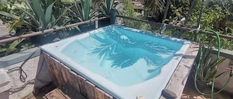 室外 SPA 浴池