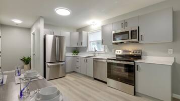 Apartment (2 Bedrooms) | Depan hartanah